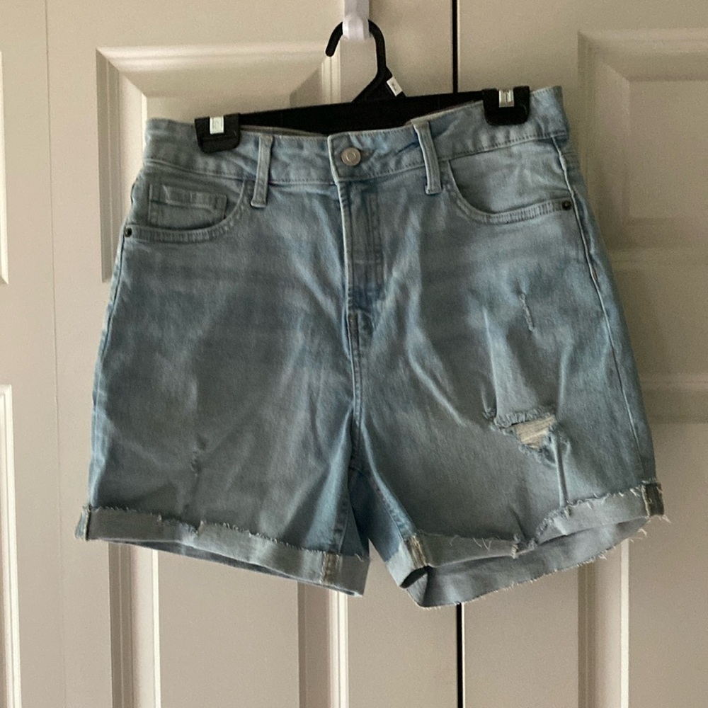 George women’s  10 Jean shorts cuffed distressed light wash